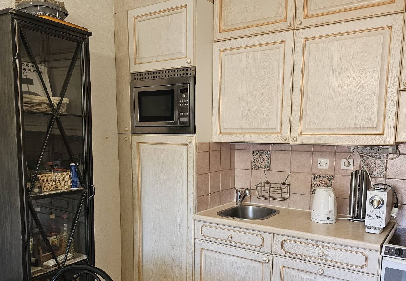 Maison à Hyères - Maisonnette famille proche plage & Porquerolles