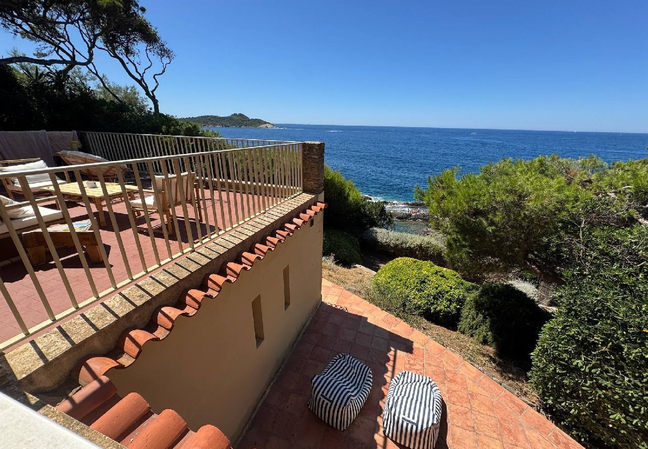 Maison à Hyères - Villa La Terrasse Bleue Presqu'île Giens accès mer 