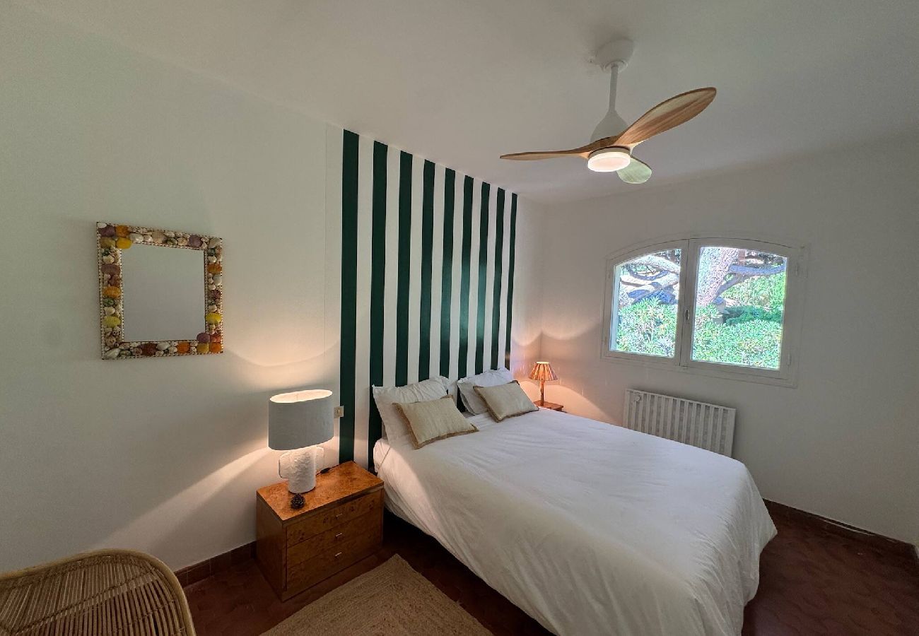 Maison à Hyères - Villa La Terrasse Bleue Presqu'île Giens accès mer 