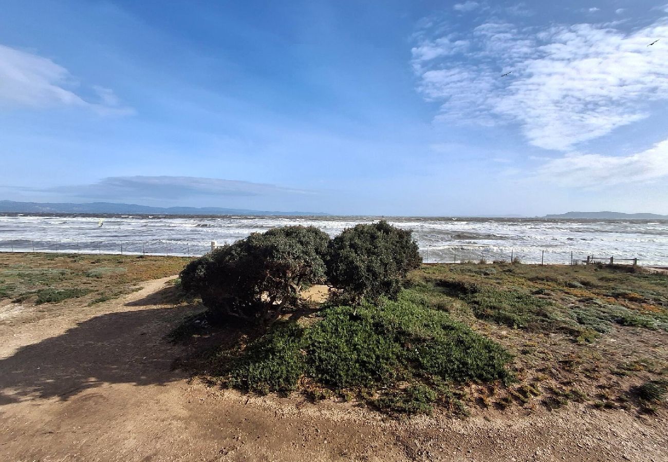 Appartement à Hyères - Détente front de mer - Terrasse et plage - Clim 