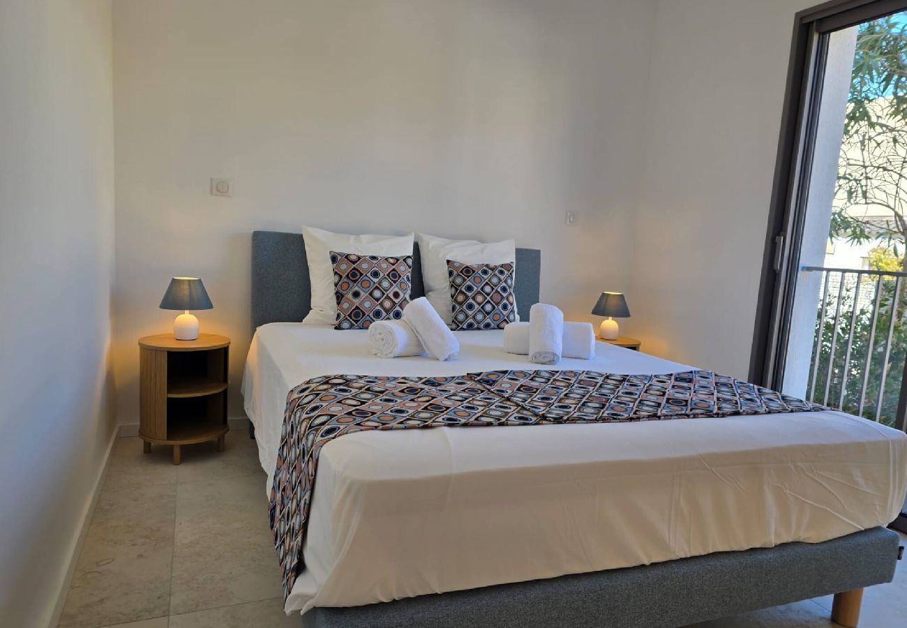 Appartement à Hyères - Sous Le Palmier - Plage - Climatisation - Jardin 