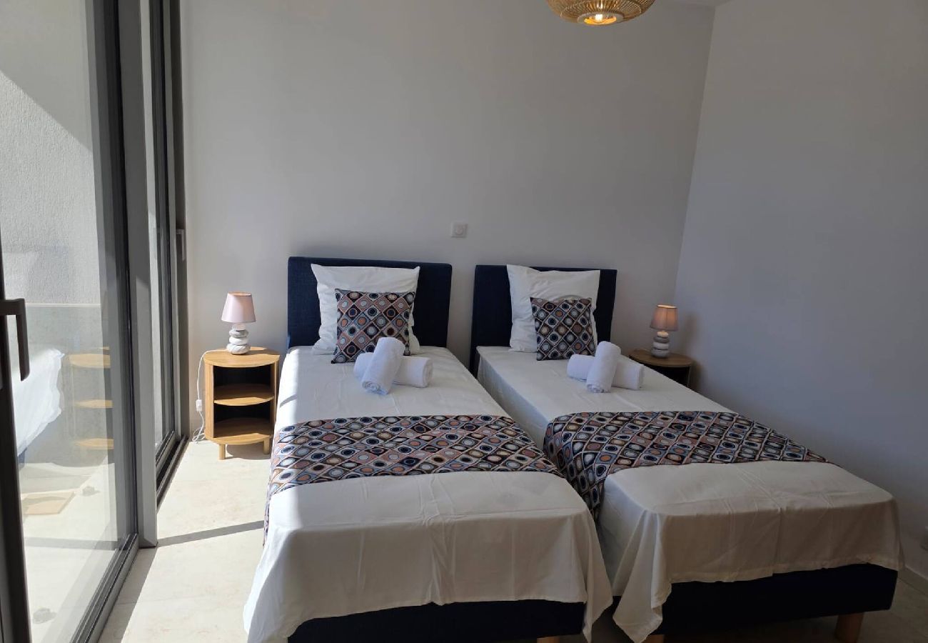 Appartement à Hyères - Sous Le Palmier - Plage - Climatisation - Jardin 