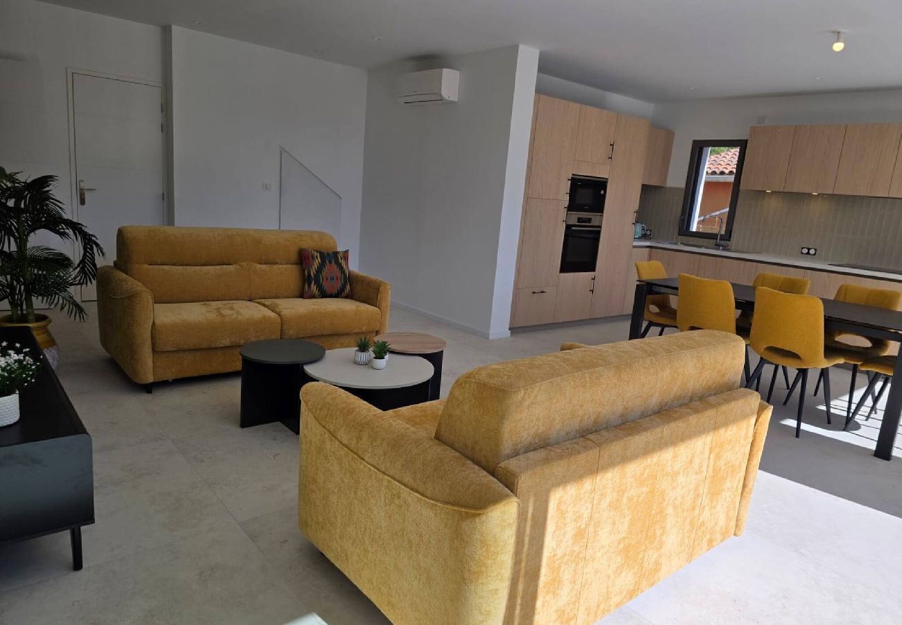 Appartement à Hyères - Sous Le Palmier - Plage - Climatisation - Jardin 