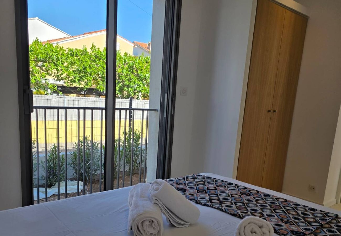 Appartement à Hyères - Sous Le Palmier - Plage - Climatisation - Jardin 