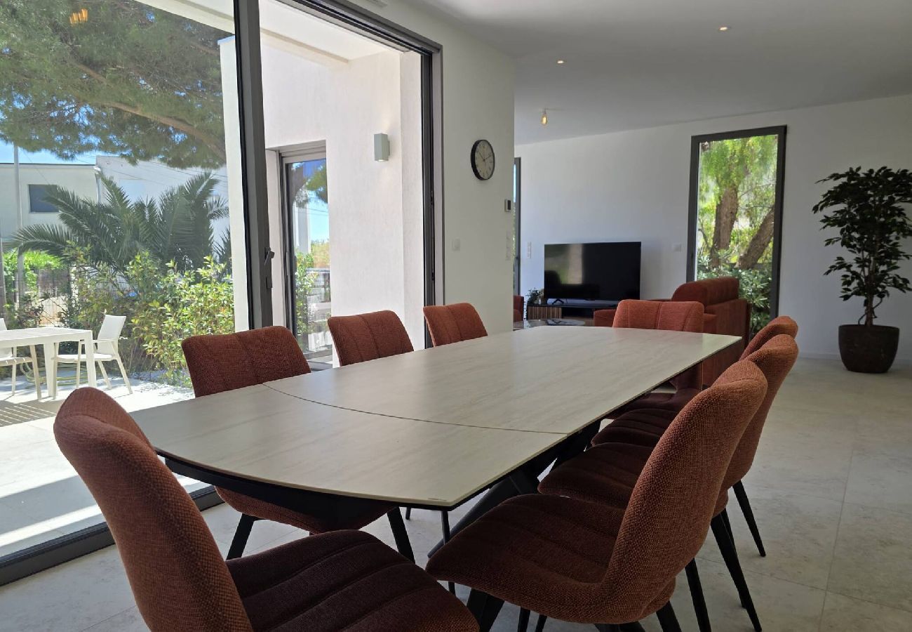 Maison à Hyères - Élégante villa neuve à deux pas de la plage - Clim 