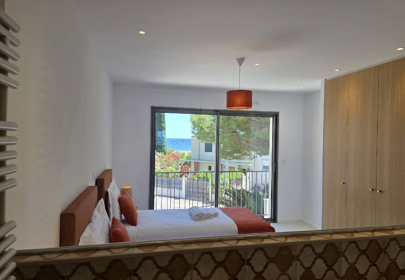 Maison à Hyères - Élégante villa neuve à deux pas de la plage - Clim 